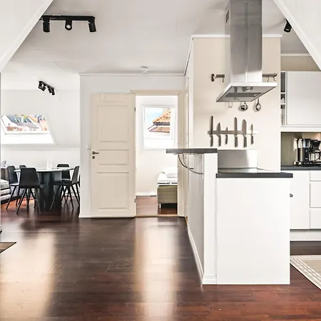 Spacious 3-bedroom In Apartment Bergen