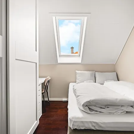Spacious 3-bedroom In Apartment Bergen