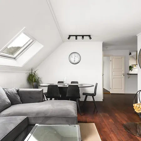Apartment Spacious 3-bedroom In