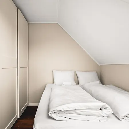 Apartment Spacious 3-bedroom In