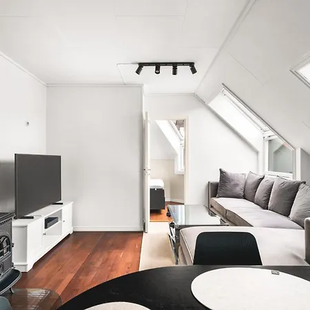 Apartment Spacious 3-bedroom In